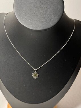 Vintage Sterling Silver Floral Filigree Necklace with Green Stone. Stamped